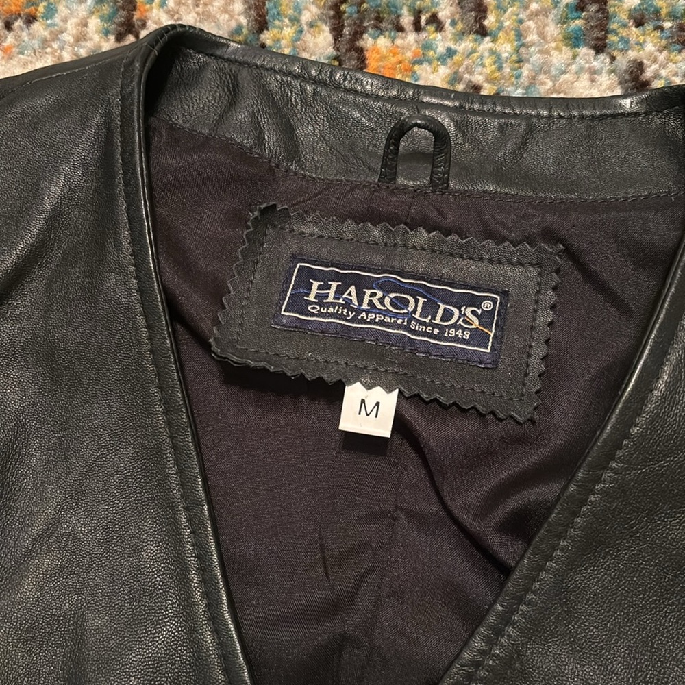 Vintage HAROLD’S Genuine Leather Vest, Size Medium - Picture 2 of 6